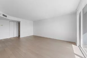 16546 NE 26th Ave Unit, North Miami Beach, FL 33160 - Photo 20