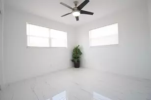 3541 NW 37th Ave, Lauderdale Lakes, FL 33309 - Photo 20