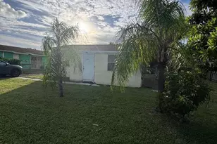 3309 Avenue S, Riviera Beach, FL 33404 - Photo 14