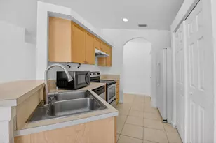 1430 Red Apple Ln, West Palm Beach, FL 33415 - Photo 16