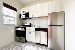 623 Park Pl, West Palm Beach, FL 33401 - Photo 2