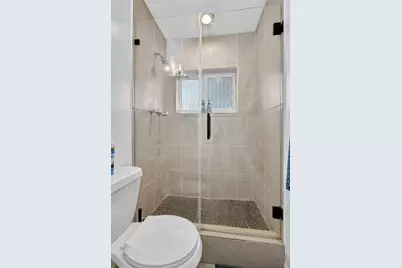 6120 NW 110th Terrace, Hialeah, FL 33012 - Photo 26