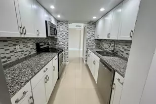 301 Croton Ave, Lantana, FL 33462 - Photo 14