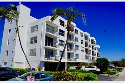 301 Croton Avenue, Unit #406, Lantana, FL 33462 - Photo 1