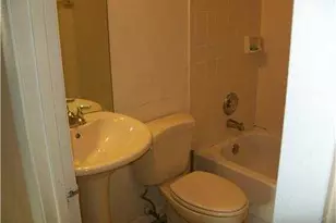 1050 SW Fenway Rd, Port Saint Lucie, FL 34953 - Photo 8