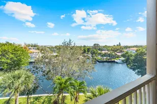14 Royal Palm Way, Boca Raton, FL 33432 - Photo 12