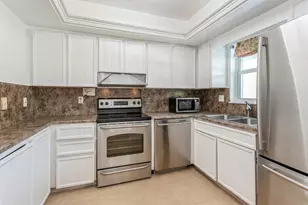 1217 Surf Rd, Singer Island, FL 33404 - Photo 4