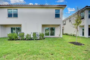 6875 Broadwater Ln, Lake Worth, FL 33467 - Photo 8