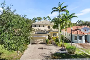 12085 Aviles Cir, Palm Beach Gardens, FL 33418 - Photo 6