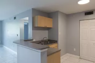 505 Villa Cir, Boynton Beach, FL 33435 - Photo 4