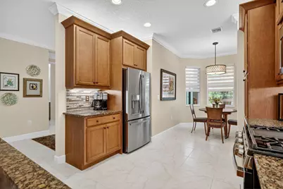 11870 SW Waterford Isle Way, Port Saint Lucie, FL 34987 - Photo 16