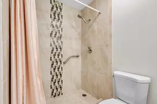 6760 SE Lillian Ct, Stuart, FL 34997 - Photo 28