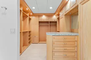 2 Sloans Curve Dr, Palm Beach, FL 33480 - Photo 26