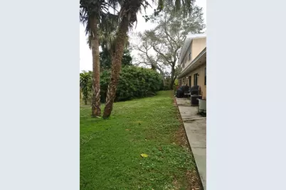 948 Louisiana Avenue, Sebastian, FL 32958 - Photo 34