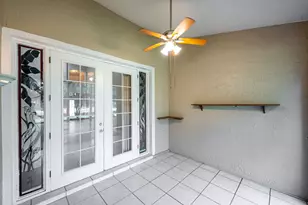 1657 SW Harbour Isles Cir, Port Saint Lucie, FL 34986 - Photo 38