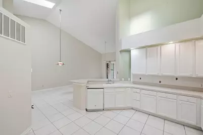 1657 SW Harbour Isles Circle, Port Saint Lucie, FL 34986 - Photo 18