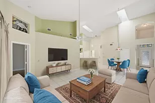 1657 SW Harbour Isles Cir, Port Saint Lucie, FL 34986 - Photo 8