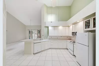 1657 SW Harbour Isles Circle, Port Saint Lucie, FL 34986 - Photo 16