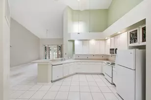 1657 SW Harbour Isles Cir, Port Saint Lucie, FL 34986 - Photo 16