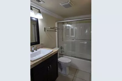 12661 Westhampton Circle, Unit #B 202, Wellington, FL 33414 - Photo 8