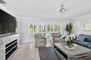 501 SW 1st St, Boca Raton, FL 33432 - Photo 8