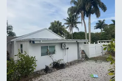 3918 Serubi Avenue, Palm Springs, FL 33461 - Photo 1