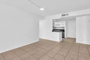 220 Lakeview Dr, Weston, FL 33326 - Photo 16