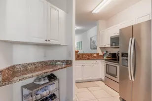 4203 Napoli Lake Dr, Riviera Beach, FL 33410 - Photo 6