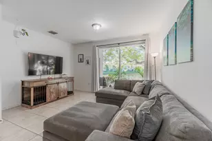 4203 Napoli Lake Dr, Riviera Beach, FL 33410 - Photo 12