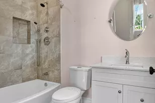 200 NW 10th St, Boca Raton, FL 33432 - Photo 44