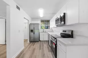 1250 S Military Trail, Deerfield Beach, FL 33442 - Photo 4