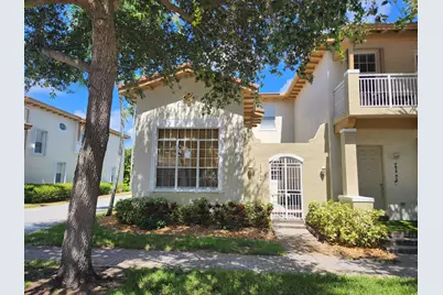 2413 NW 7th Street, Boynton Beach, FL 33426 - Photo 4