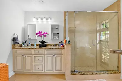 435 Pine Villa Drive, Atlantis, FL 33462 - Photo 32