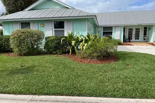 10691 SE Jupiter Narrows Dr, Hobe Sound, FL 33455 - Photo 2