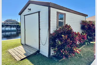 1924 SE 30th Street, Okeechobee, FL 34974 - Photo 22