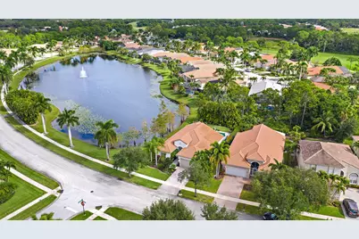 6784 SE Twin Oaks Circle, Stuart, FL 34997 - Photo 34