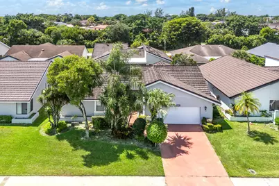 7718 San Mateo Drive E, Boca Raton, FL 33433 - Photo 2