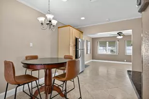 6725 NW 61st St, Tamarac, FL 33321 - Photo 8