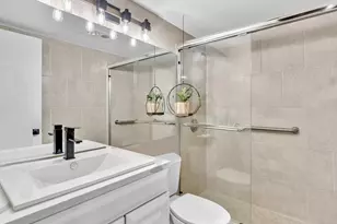 3025 Newport H, Deerfield Beach, FL 33442 - Photo 20