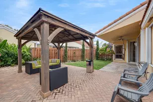 1095 Roble Way, Palm Beach Gardens, FL 33410 - Photo 24