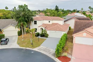2012 White Coral Ct, Wellington, FL 33414 - Photo 8