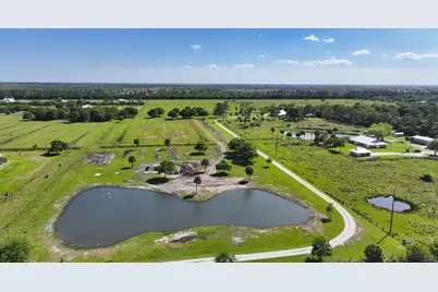 6045 21st Street SW, Vero Beach, FL 32968 - Photo 6