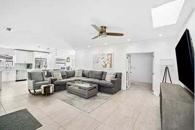 124 Oregon Lane, Boca Raton, FL 33487 - Photo 14