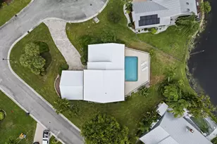 8964 SE Sunfish Pl, Hobe Sound, FL 33455 - Photo 2