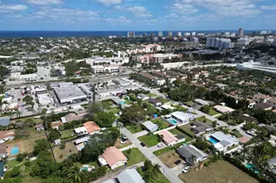 137 NW 7th St, Boca Raton, FL 33432 - Photo 4