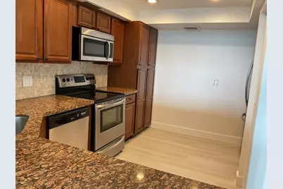 2425 Presidential Way, Unit #1103, West Palm Beach, FL 33401 - Photo 4