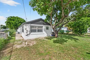614 N E St, Lake Worth Beach, FL 33460 - Photo 22