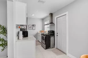 614 N E St, Lake Worth Beach, FL 33460 - Photo 10