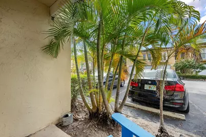 1015 Lake Shore Drive, Unit #105, Lake Park, FL 33403 - Photo 10