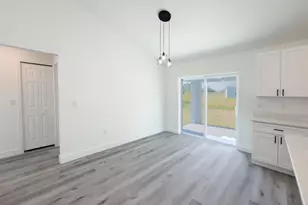 24 Locust Loop Dr, Ocala, FL 34472 - Photo 8